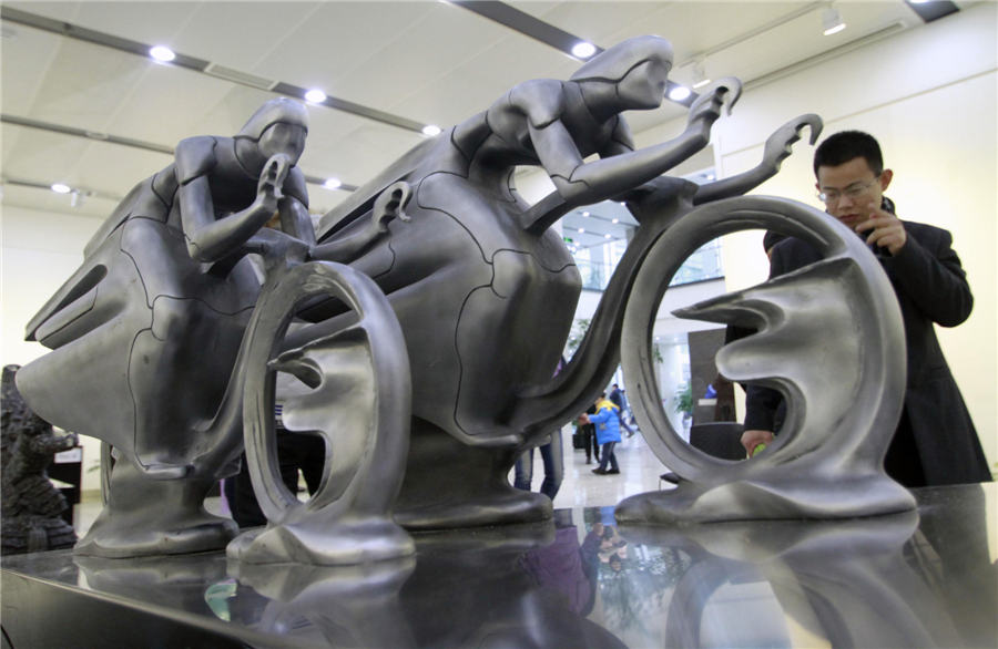 Sports sculptures exhibited in Nanjing