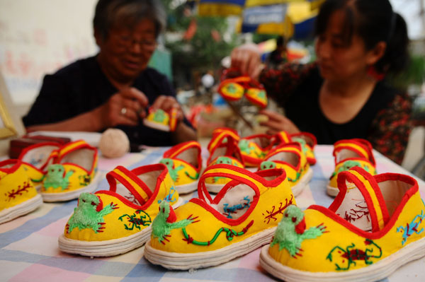 Dragon Boat Festival celebrations heat up