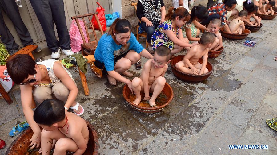 Qu Yuan's hometown prepares for Duanwu Festival